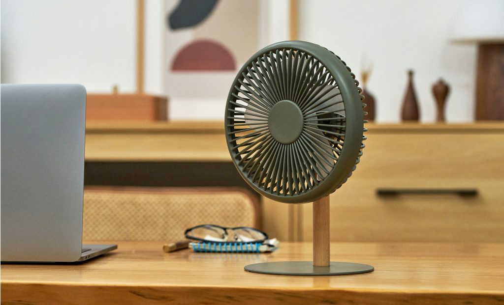 Gingko » Beyond Portable & Detachable Desk Fan/ Light