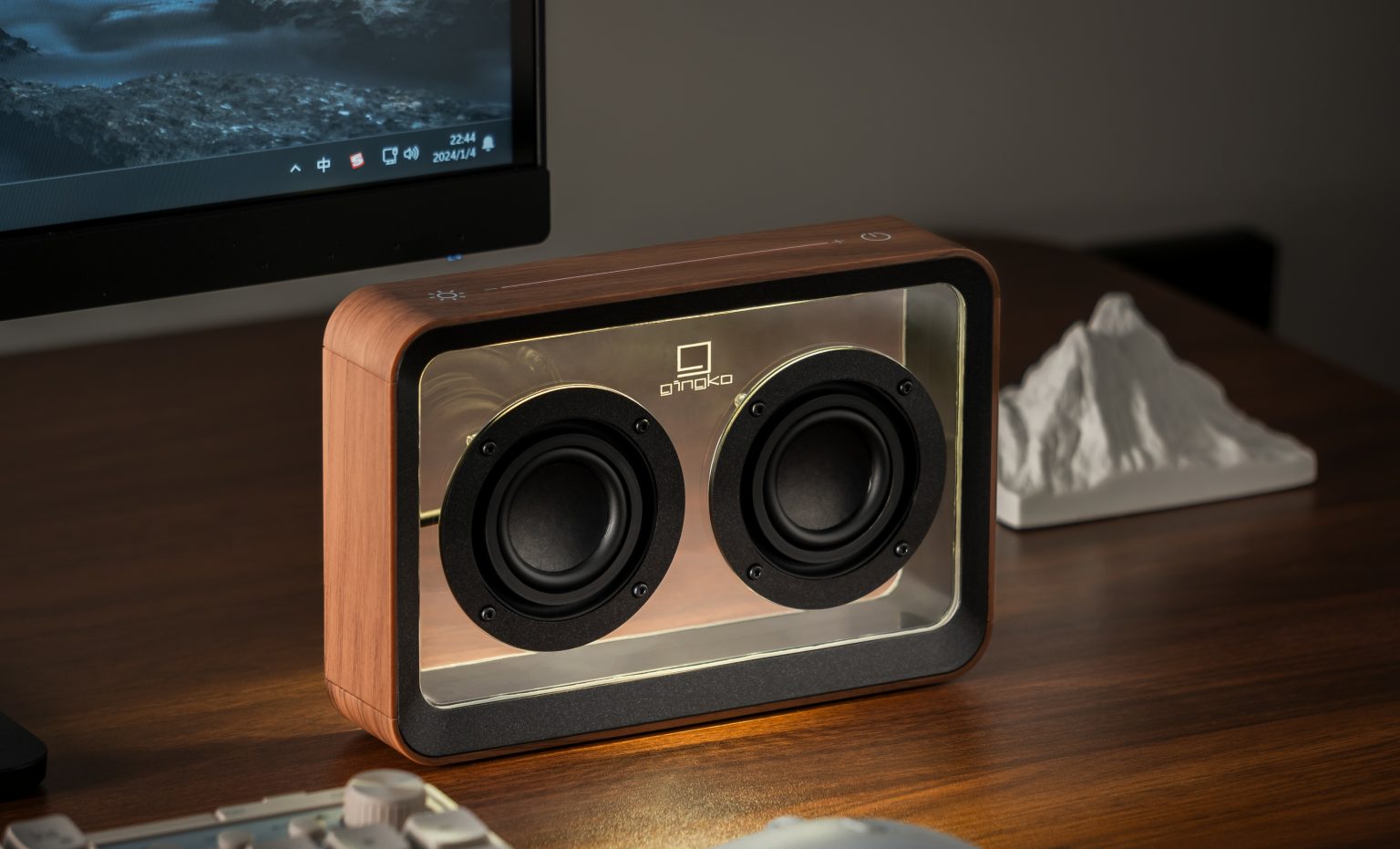 Gingko » Mage See-Through Bluetooth Speaker