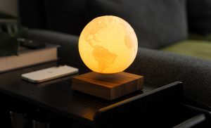 Smart Earth Lamp