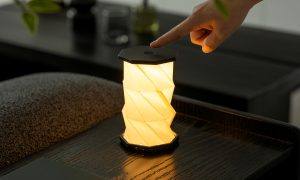 Mini Hexagon Twist Lamp